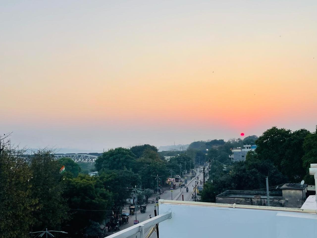 Hotel Sangam View Allāhābād Junction 外观 照片