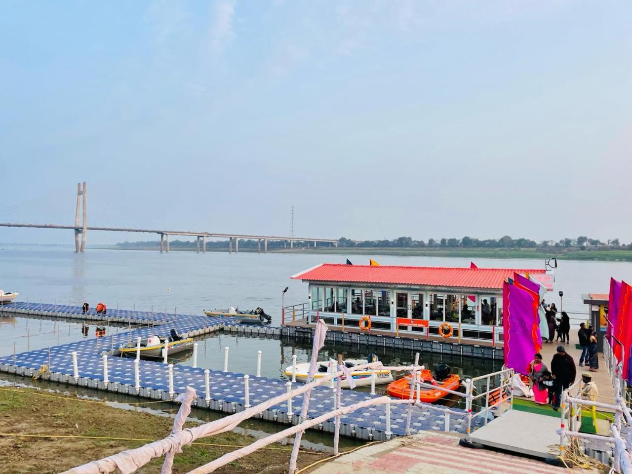 Hotel Sangam View Allāhābād Junction 外观 照片
