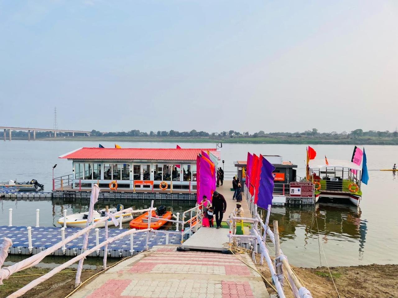 Hotel Sangam View Allāhābād Junction 外观 照片