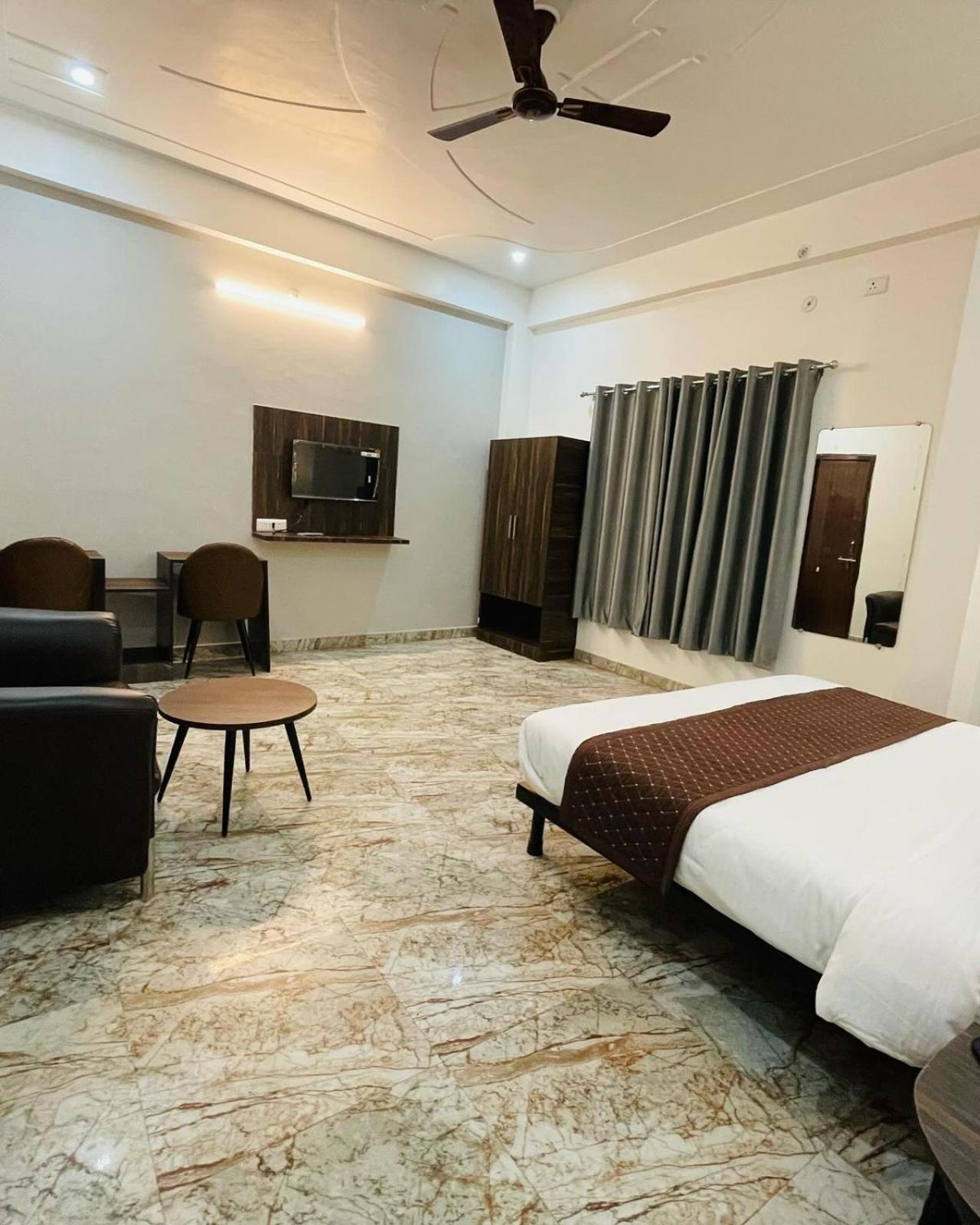 Hotel Sangam View Allāhābād Junction 外观 照片