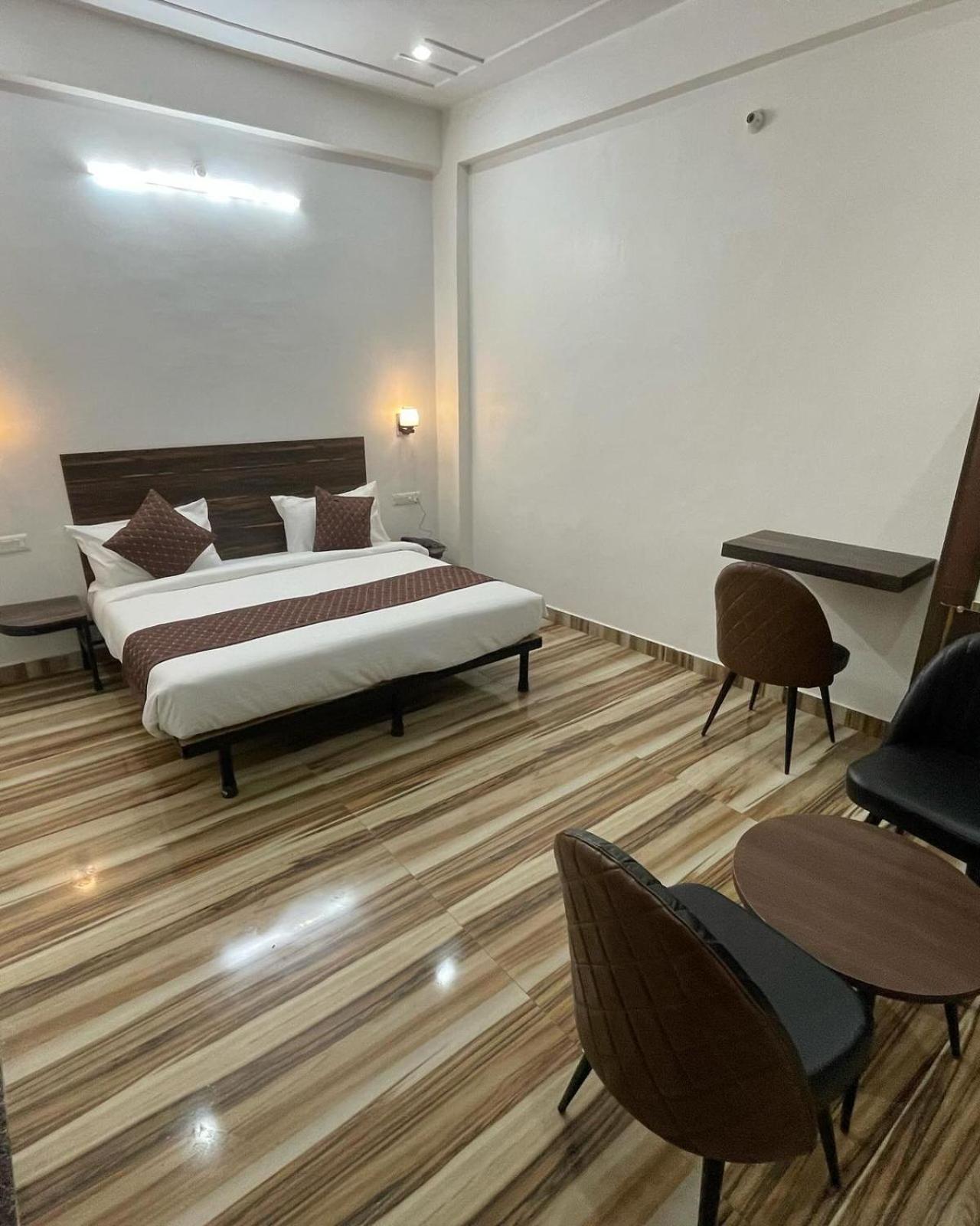 Hotel Sangam View Allāhābād Junction 外观 照片